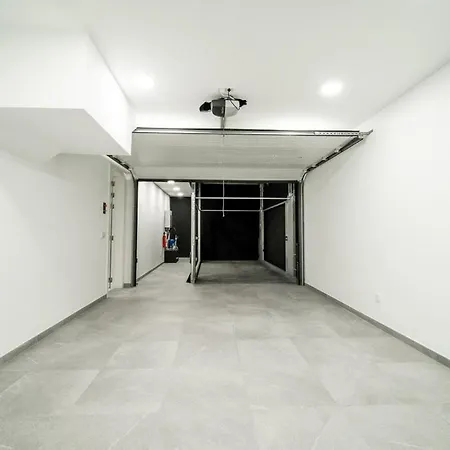 Luxury-villa De Naranjos