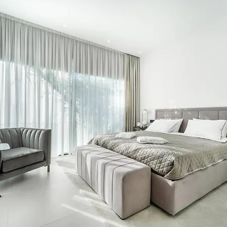 Luxury-villa De Naranjos * Marbella