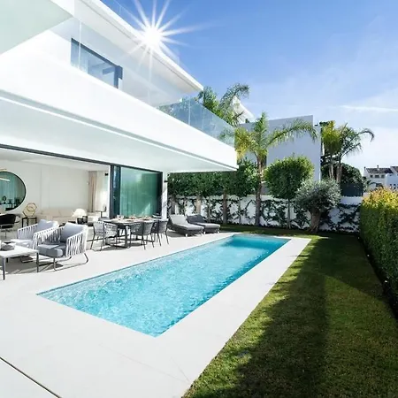 Luxury-villa De Naranjos Villa