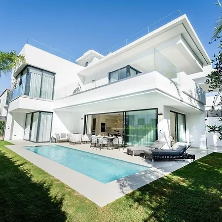Villa Luxury-villa De Naranjos *